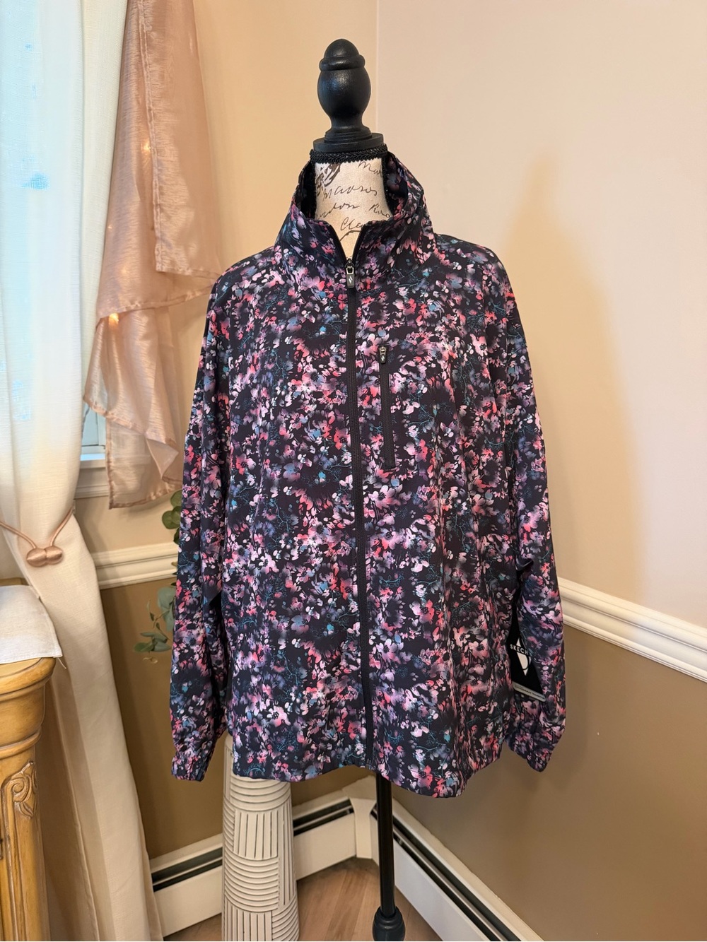NWT Skechers SuperBloom Floral Lightweight Zip Front Jacket XL UPF 40+